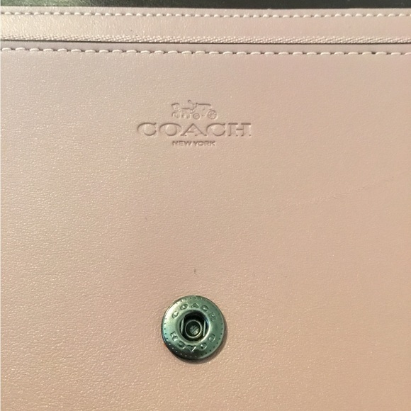 NWT Coach Dusty Rose Heart Fold-over Crossbody Clutch & RARE Matching Wallet Set - Picture 15 of 16